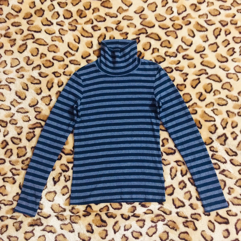 Áo nỉ nữ Uniqlo size S (2hand)