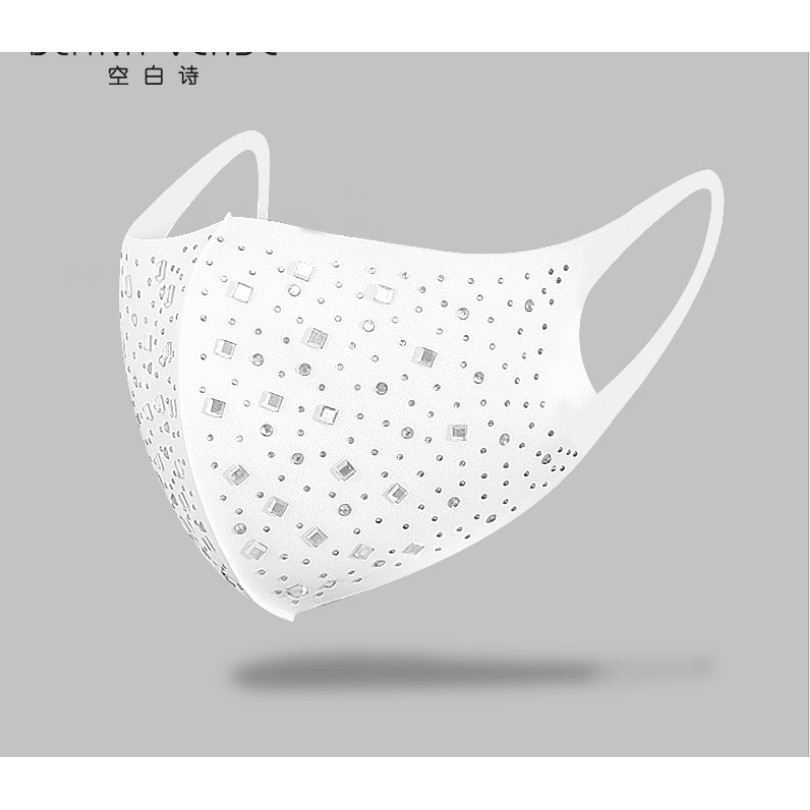 Khẩu Trang Đính Đá Sáng Nghệ Thuật | BigBuy360 - bigbuy360.vn