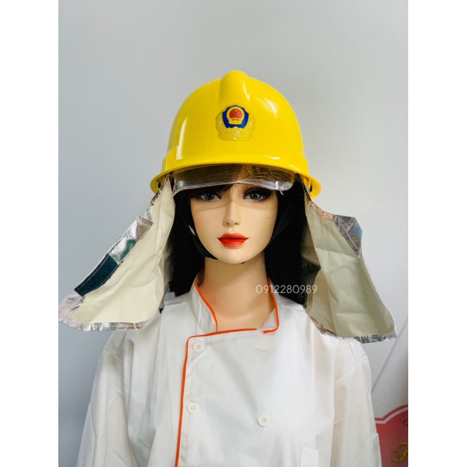 Nón chữa cháy cho lính cứu hỏa _ Hình chụp thật