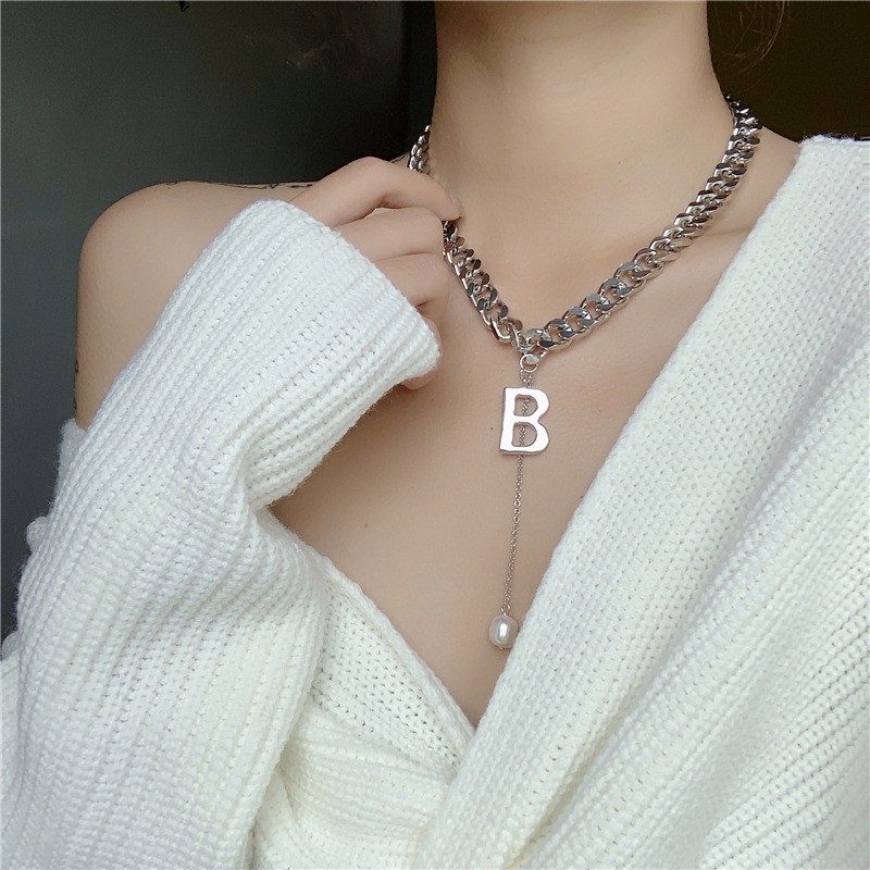 Vòng cổ chữ B đính ngọc nhân tạo phong cách Hàn Quốc cá tính