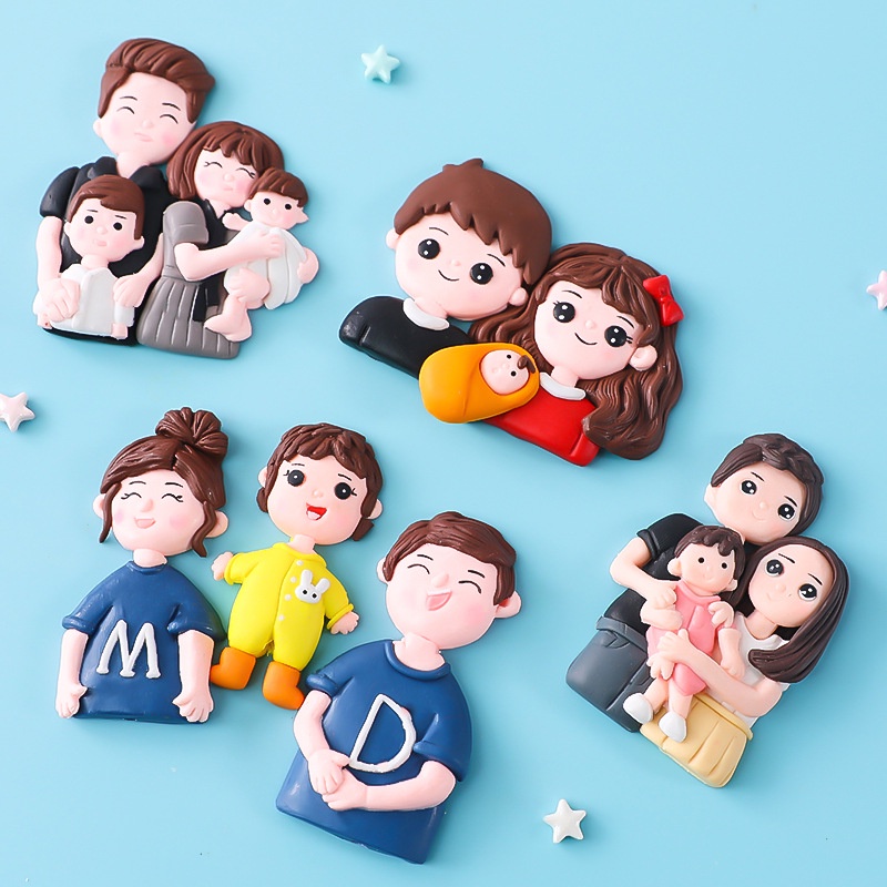 Bộ Dụng Cụ Trang Trí Bánh Kem Bằng Gốm Mềm Hình Gia Đình Cha Mẹ Và Con Gái