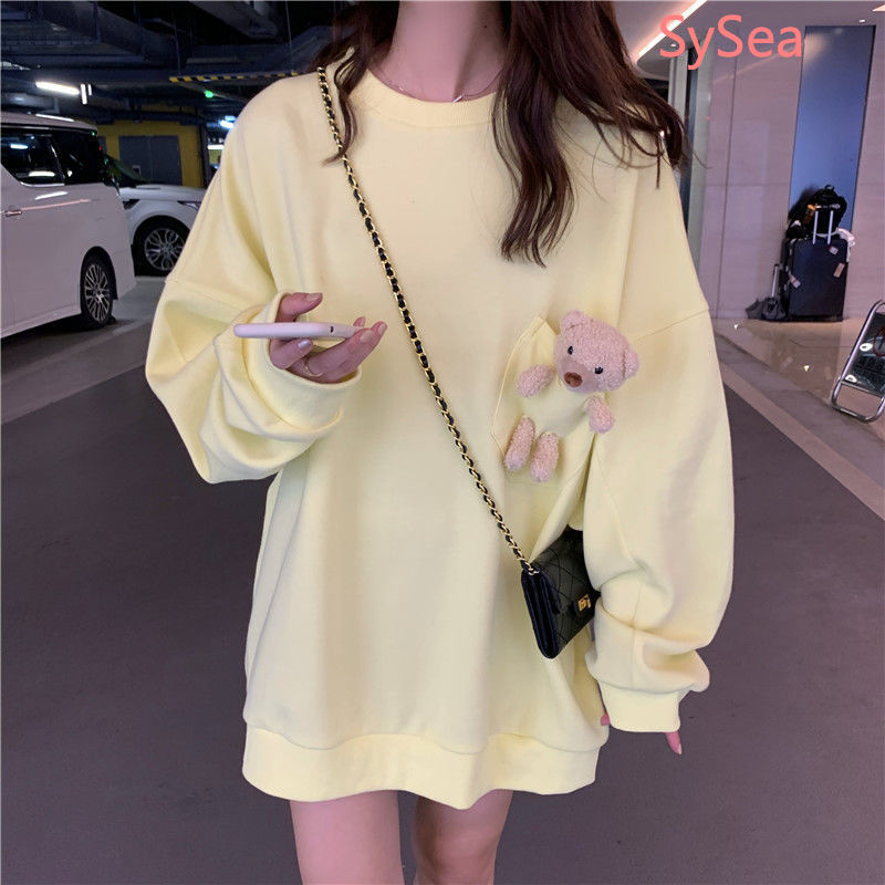 Áo tay dài dáng rộng trang trí túi có hình gấu dễ thương dành cho nữ