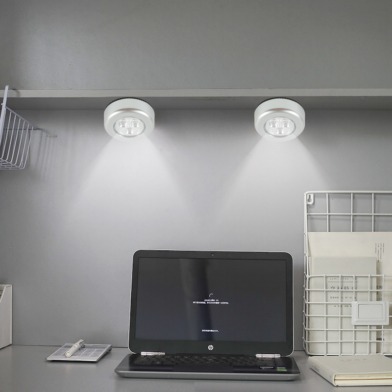 Đèn LED cảm ứng gắn tủ bếp tiện dụng và bền