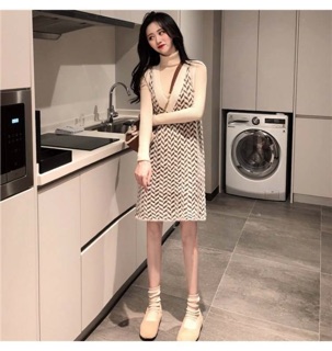 Đầm len dáng suông(áo ngoài)