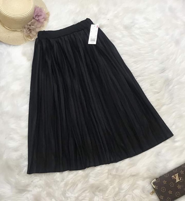 CHÂN VÁY ĐEN XẾP LY HÀNG ĐẸP | BigBuy360 - bigbuy360.vn