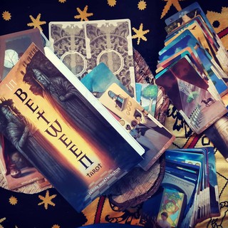 Bộ Bài In Between Tarot Bookset (Guu Tarot Shop)