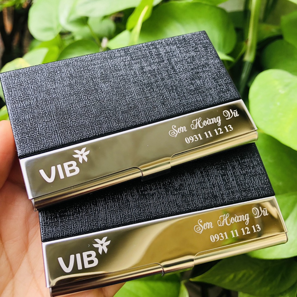 Đặt hộp namecard khắc logo ngân hàng VIB theo yêu cầu làm quà tặng