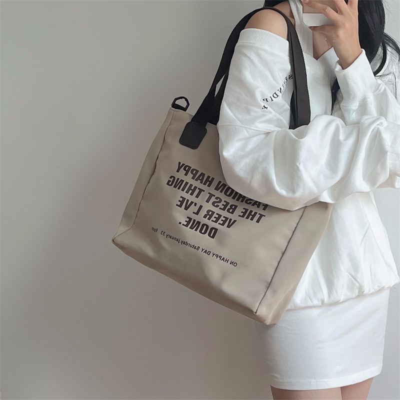 Túi Canvas Đeo Chéo 2022 Mới Đa Năng In Họa Tiết Dễ Thương Cho Nữ