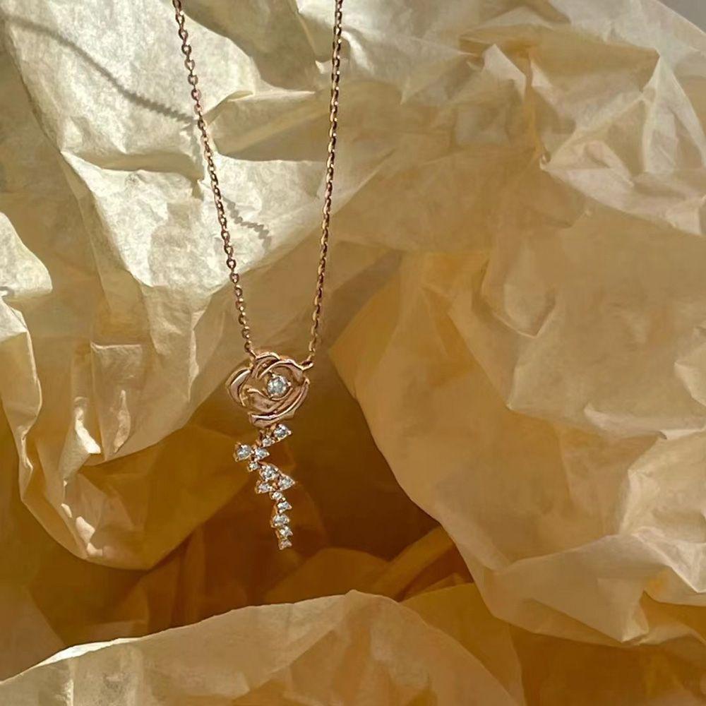 QQMALL Vòng Cổ Choker Hình Hoa Hồng Lấp Lánh Tinh Tế Cho Nữ