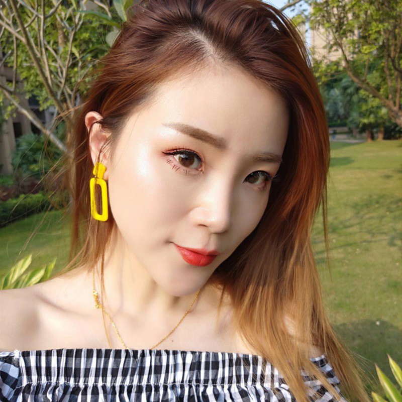 [Hàng mới về] Bắt sáng trang điểm dạng lỏng 3D lâu tổi không thấm nước | BigBuy360 - bigbuy360.vn