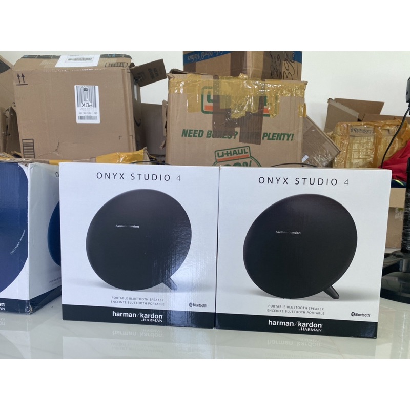 Loa Harman Kardon Onyx Studio 4