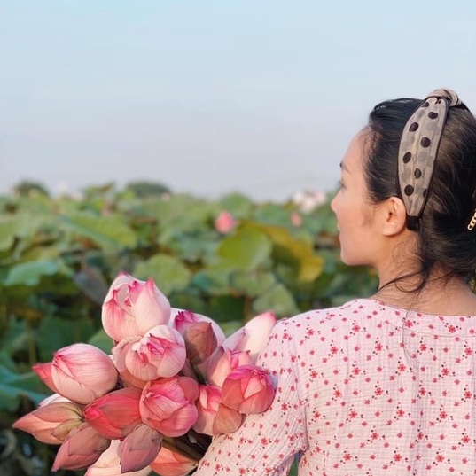 Toner Hoa Sen, Cấp Ẩm, Mềm Mại, Căng Bóng Hơn, Chống Lão Hóa, Mộc Nhan Natural