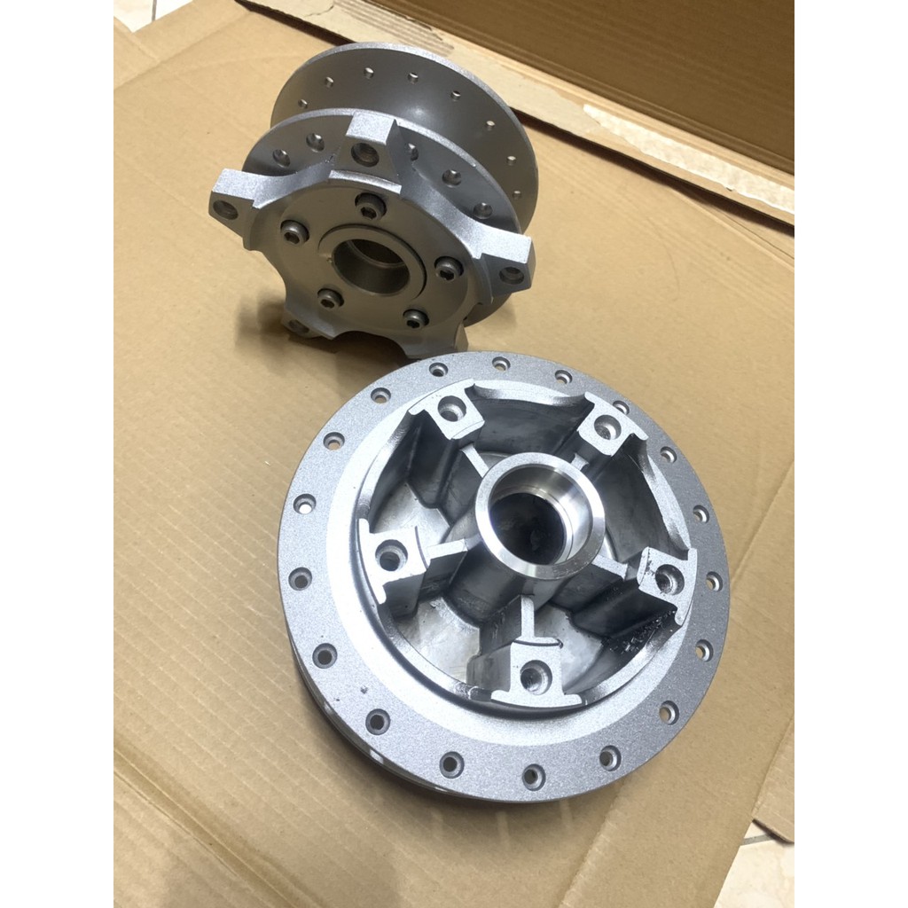 Đùm exciter 150 sơn bạc loại dày và đẹp