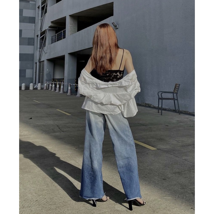 Quần jeans ống rộng CHICMONKI lưng cao ombre màu nhạt CMJ1094