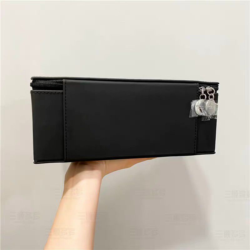 Túi Mỹ phẩm Givenchy