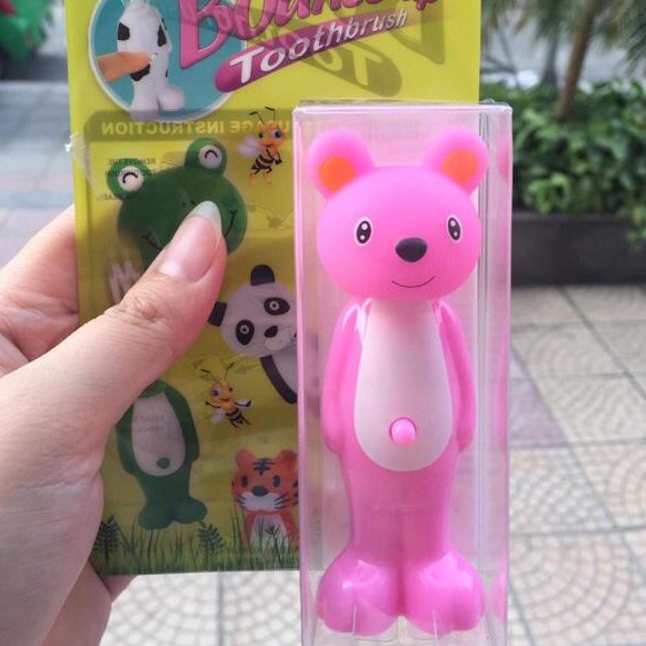 Bàn chải đánh răng trẻ em có nắp bật ngộ nghĩnh cho bé