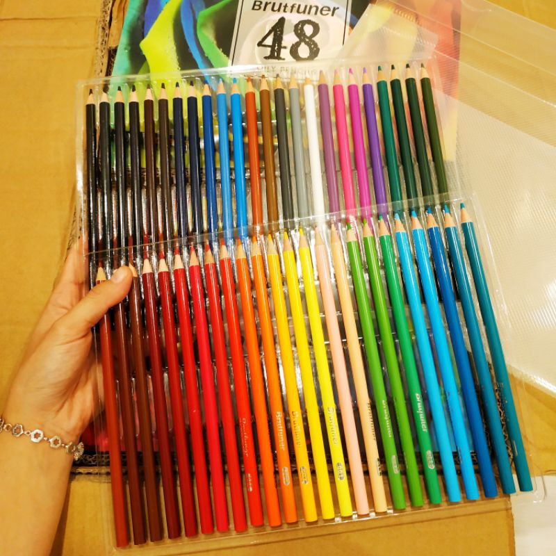 48 cây chì màu gốc dầu