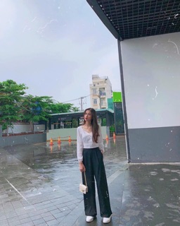 Quần suông nút thần thánh