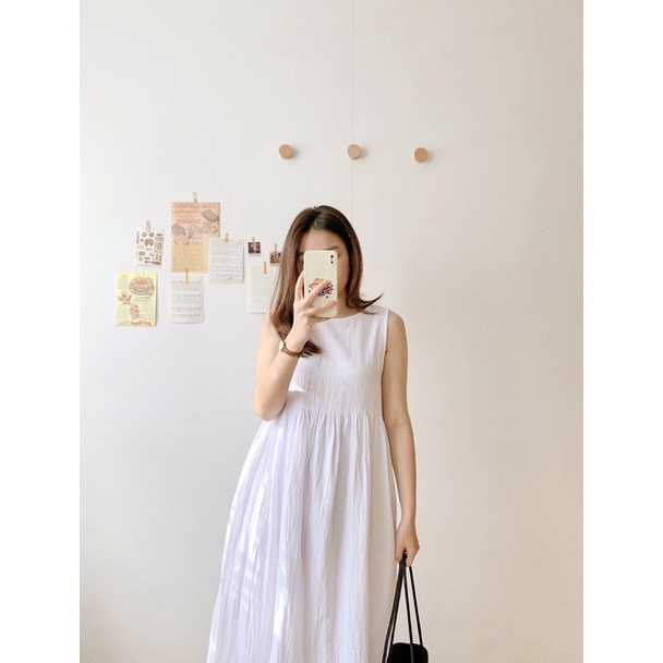 HERS - Đầm babydoll muslin phiên bản không tay