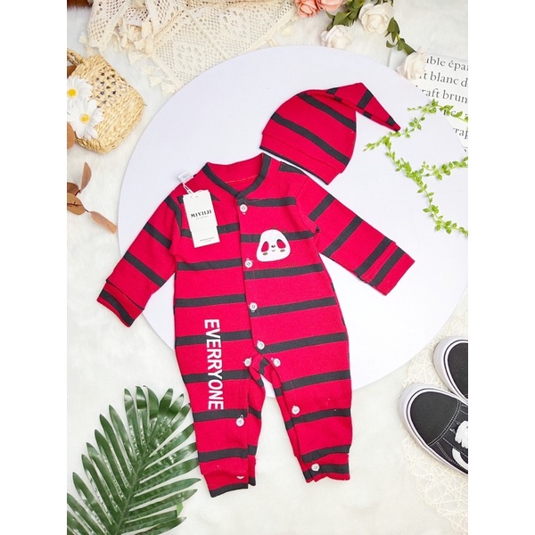 Áo liền quần kèm mũ cho bé