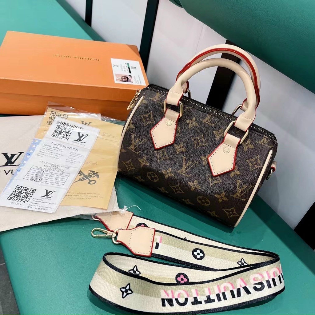 Túi xách LV trống mini dây đeo bảng to