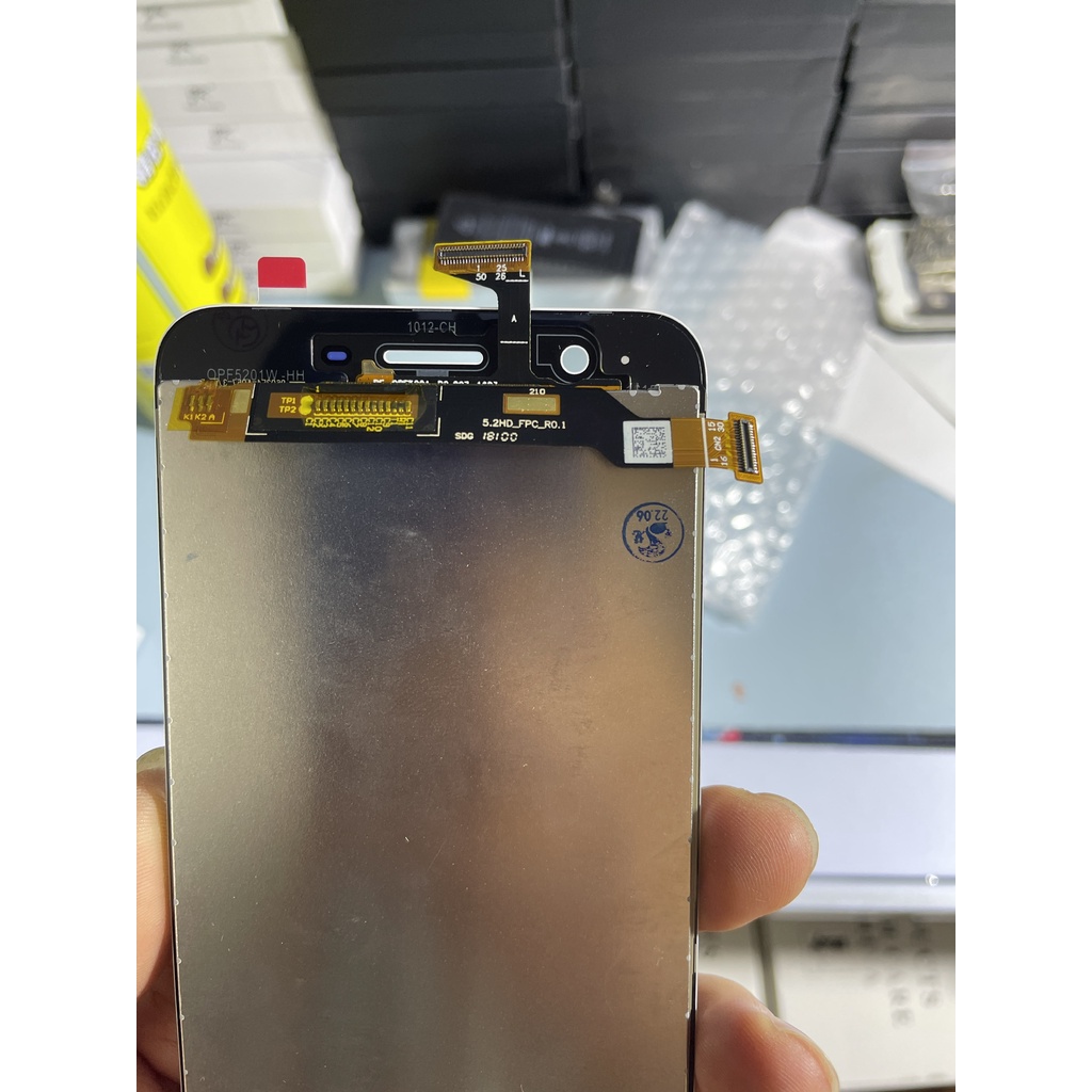 Màn hình oppo a57 tặng kèm bộ sửa và keo dán màn hình