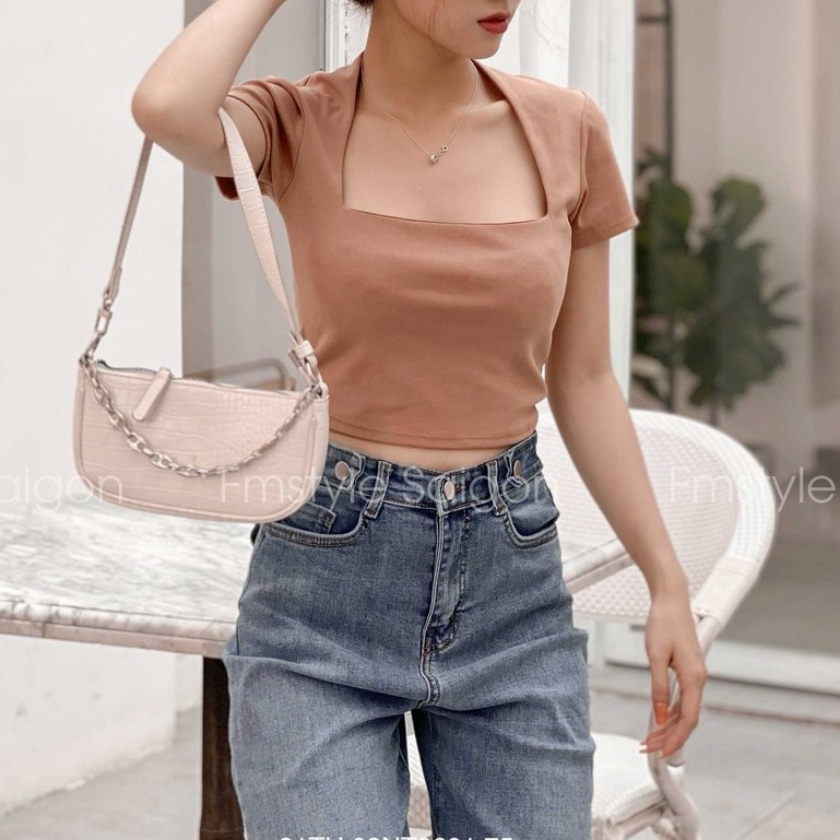 Áo thun tay ngắn crop cổ U kiểu ulzzang thời trang nữ Fmstyle Saigon 21TU03T372607