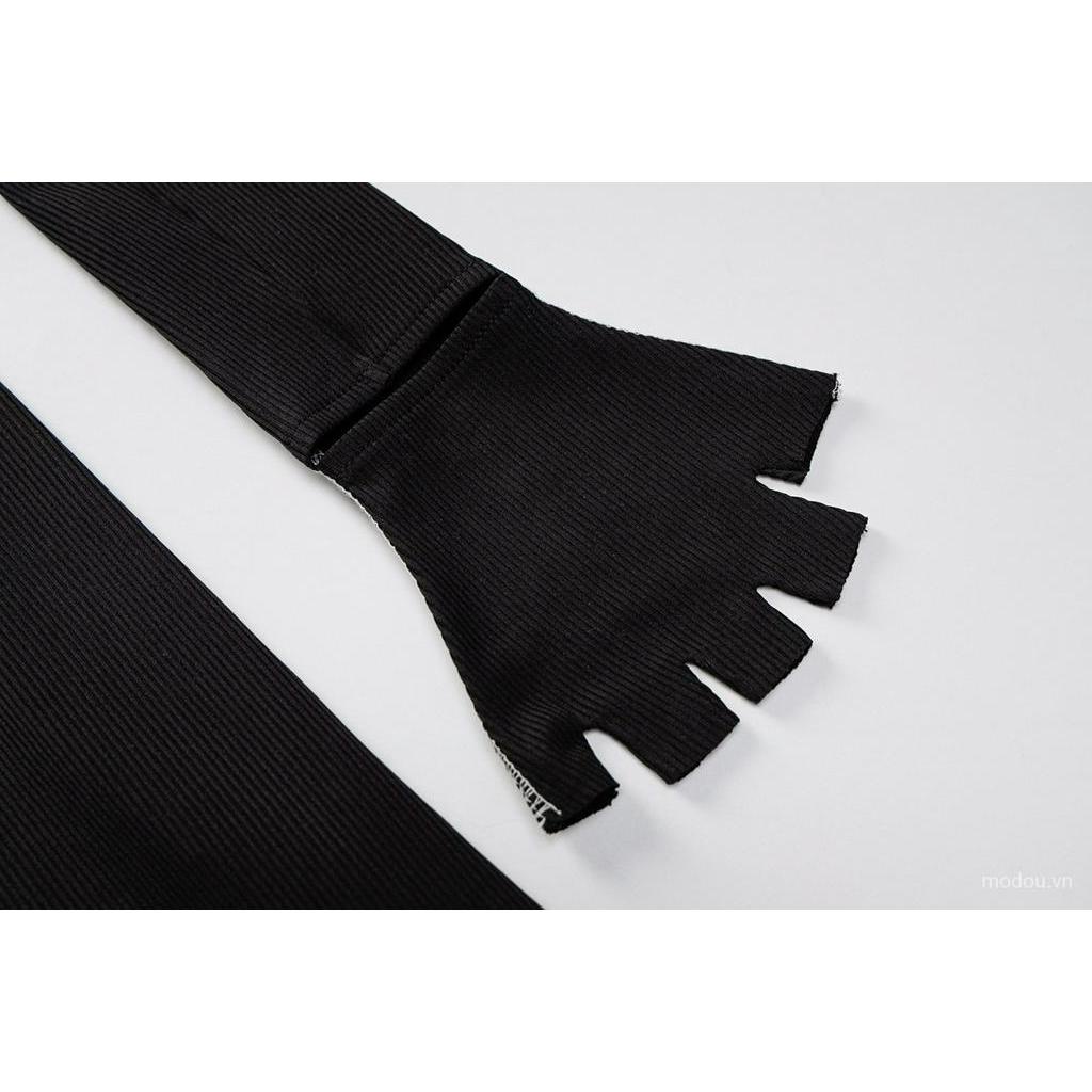 Đầm Body Tay Dài Hoạ Tiết Thêu Chữ Ôm Dáng Thời Trang Sành Điệu