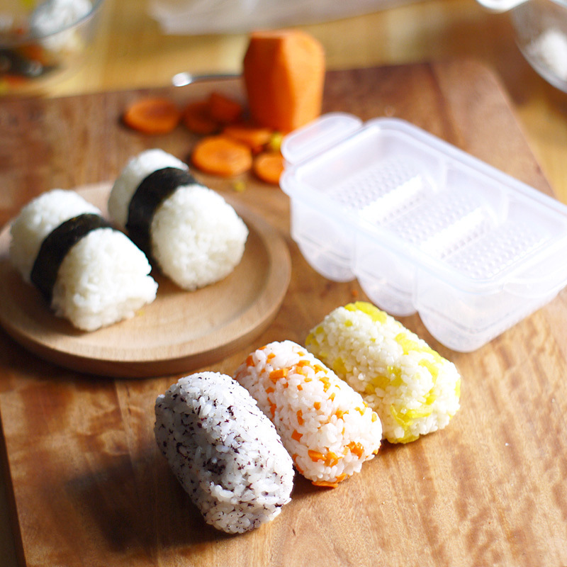 Khuôn Làm Sushi 3 Ngăn Tiện Lợi