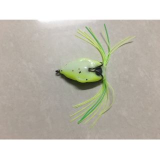 Nhái giả câu lure