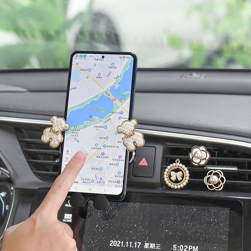 Giá đỡ điện thoại gắn lỗ thông gió xe hơi thiết kế thời trang