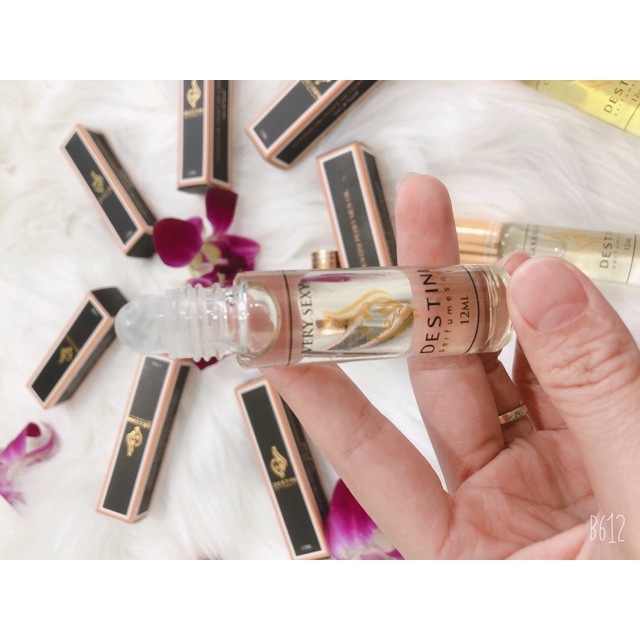 (SALE 50%) Siêu thơm lâu- Tinh dầu nước hoa Dubai dạng lăn 12ml cao cấp