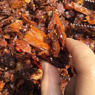 KHÔ BÒ HỒNG NGỰ CHÁY TỎI TÚI 500GRAM