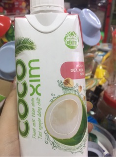 Nước dừa Cocoxim 15k
