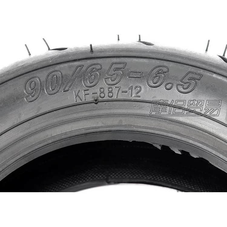 Lốp, vỏ xe đặc không dùng ruột moto 50cc, 90/65-6.5 tặng chân van