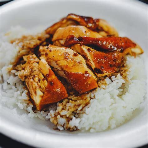 Nước tương Tigerbrand dùng kèm Cơm gà hải nam 320gr