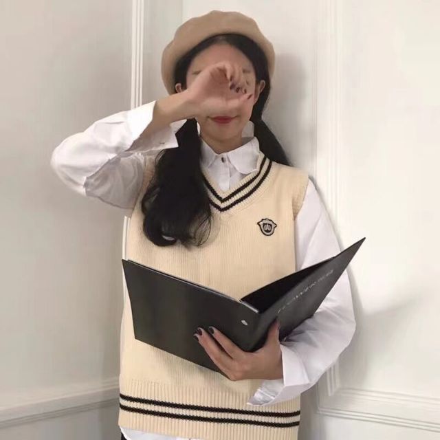 Áo len gile mác nhỏ