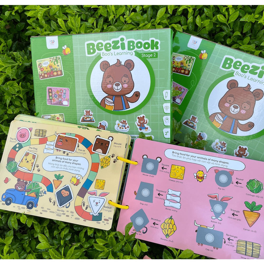 Học Liệu Bóc Dán Song Ngữ Beezi Book Phần 2 - Gấu Boo Học Hành - cực kỳ thú vị cho bé 2-5 tuổi - Hiệu Lalala Baby