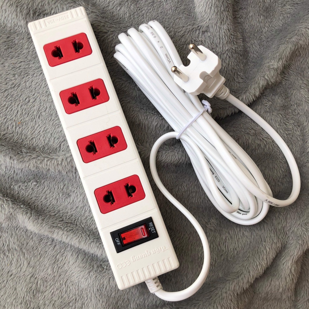 Ổ cắm Điện Quang 4 lỗ 2 chấu ECO ĐQESK 2WR 42ECO - bảo hành 12 tháng, công suất chịu tải 2000W