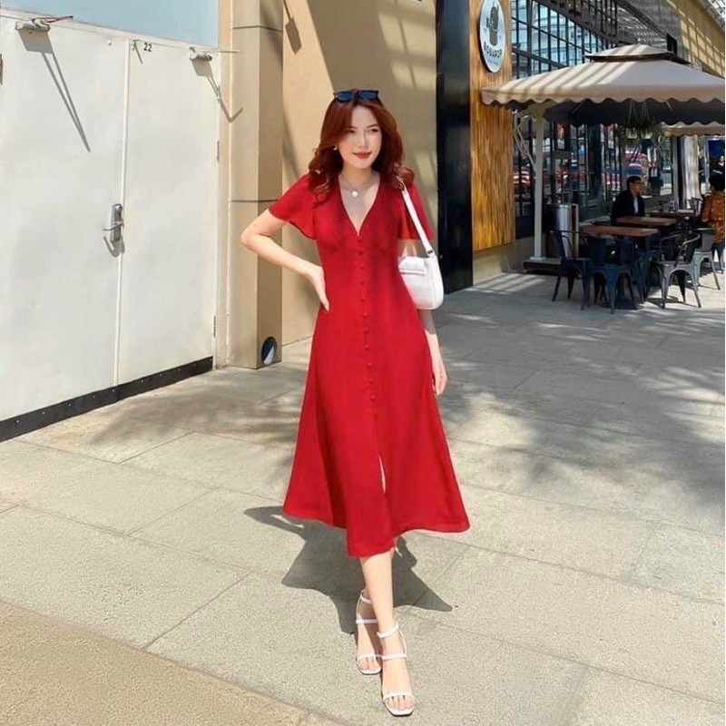 Đầm váy đỏ nhúng ngực nút bọc