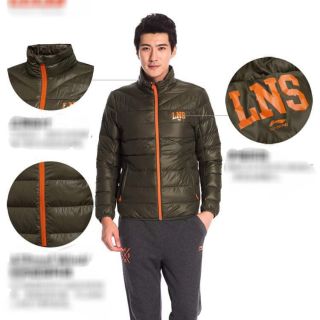 Áo lông vũ Lining chuẩn Auth gốc 2 triệu