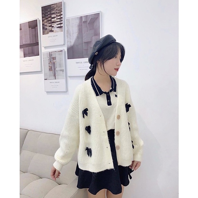Áo Cadigan cài 3 nơ họa tiết màu đen | BigBuy360 - bigbuy360.vn