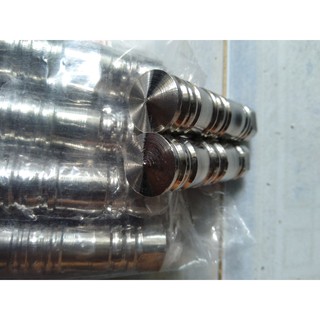 cặp gát chân sau xe máy cup 81 82