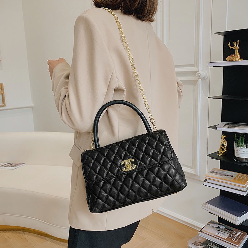 Túi Xách Tay Nhỏ Thêu Họa Tiết Có Dây Xích Đeo Đa Năng Thời Trang Mới Dành Cho Bạn Nữ ST