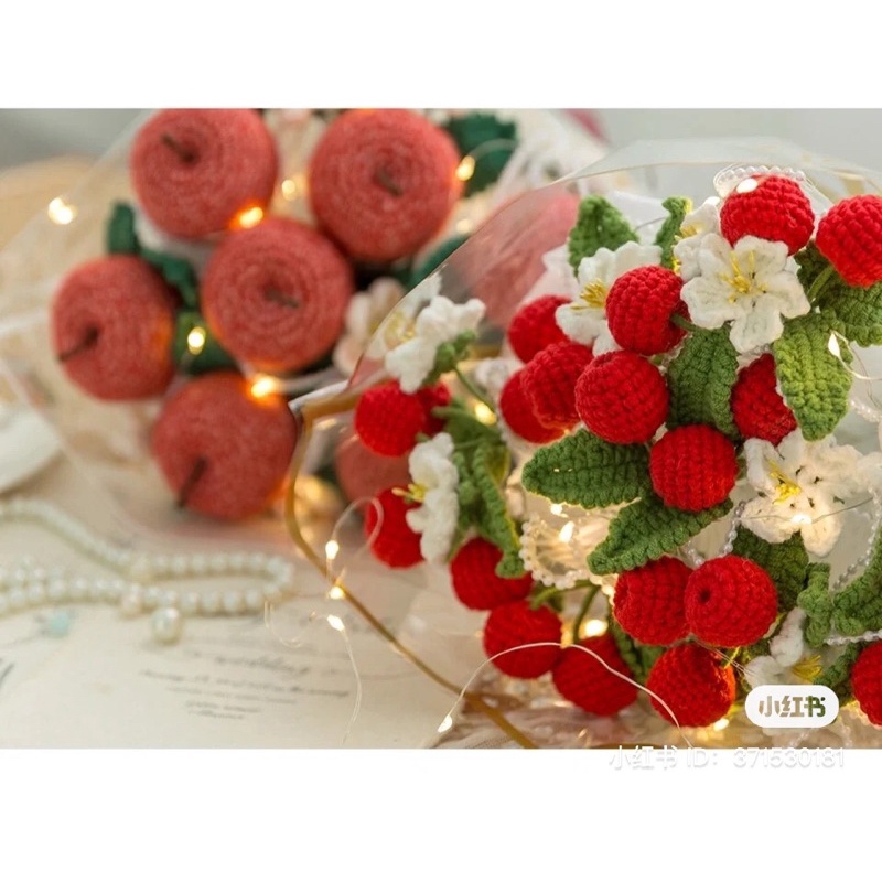 Bó hoa len handmade-Cherry