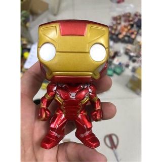 Đồ chơi Funko Clark Kent 625