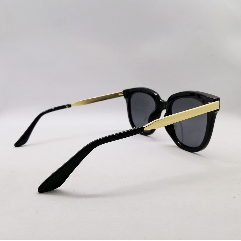 Kính mắt nam nữ HAVU râm đi biển đẹp thời trang chống bụi không độ bảo vệ mắt màu đen | BigBuy360 - bigbuy360.vn