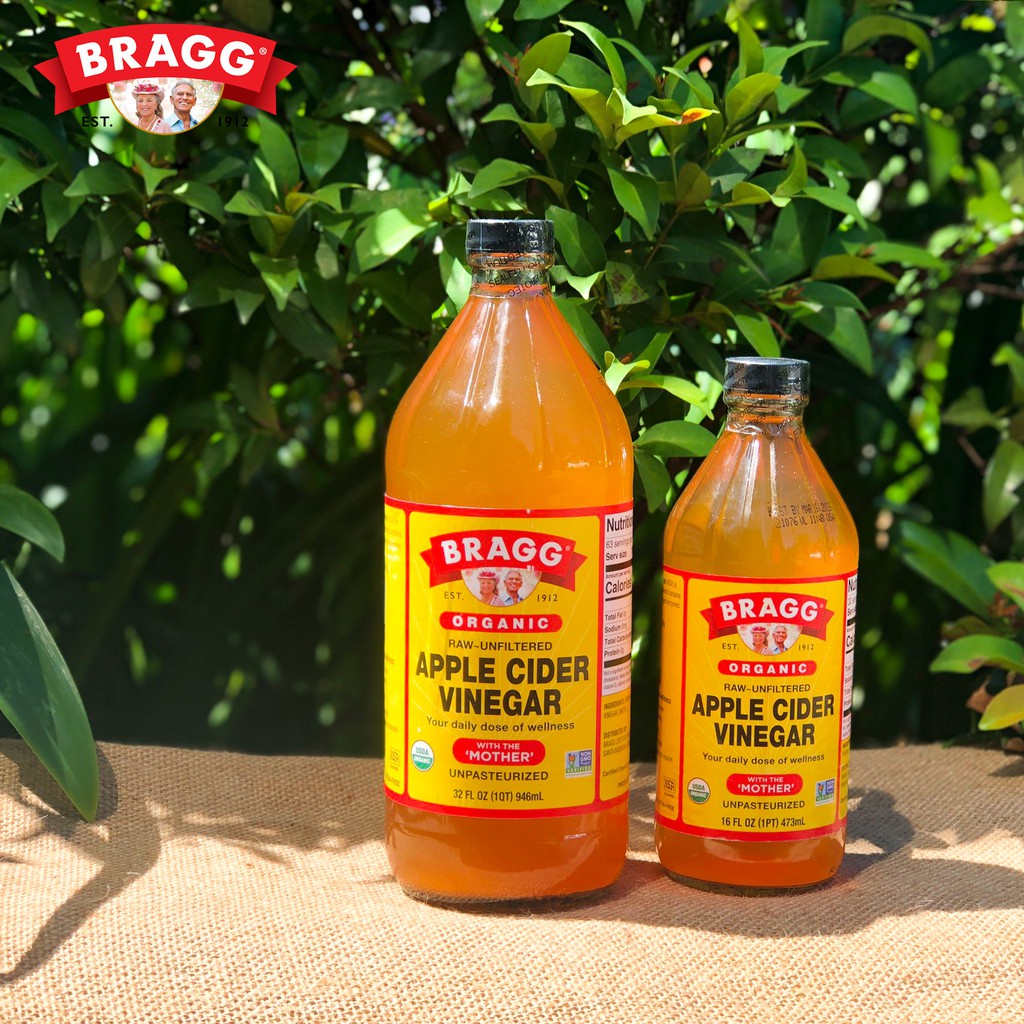 Giấm táo hữu cơ Bragg của Mỹ 437ml /946 ml - Organic apple cider vinegar - Dấm táo giảm cân /làm đẹp/ thanh lọc cơ thể