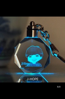 Móc khoá pha lê đổi màu BTS