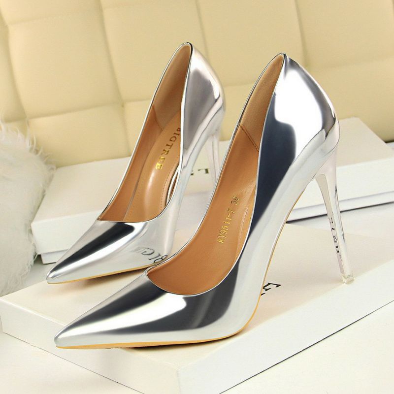 Giày cao gót bít si bóng cao 10cm bigsize có size bé size lớn 40 41 42 43